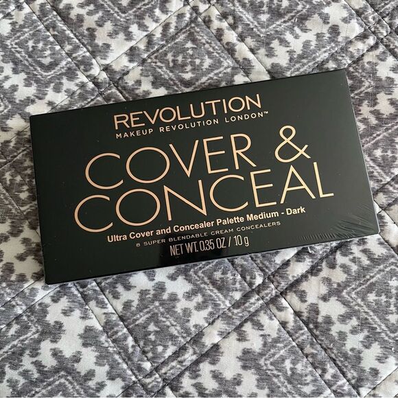 Makeup Revolution Ultra Cover and Concealer Palette Medium to Dark 8 Shades - Picture 3 of 4